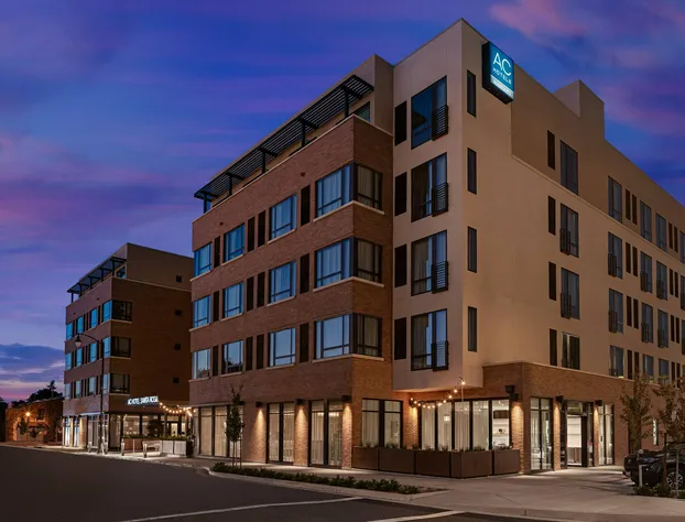 AC Hotel by Marriott Santa Rosa Sonoma Wine Country hotel detail image 3