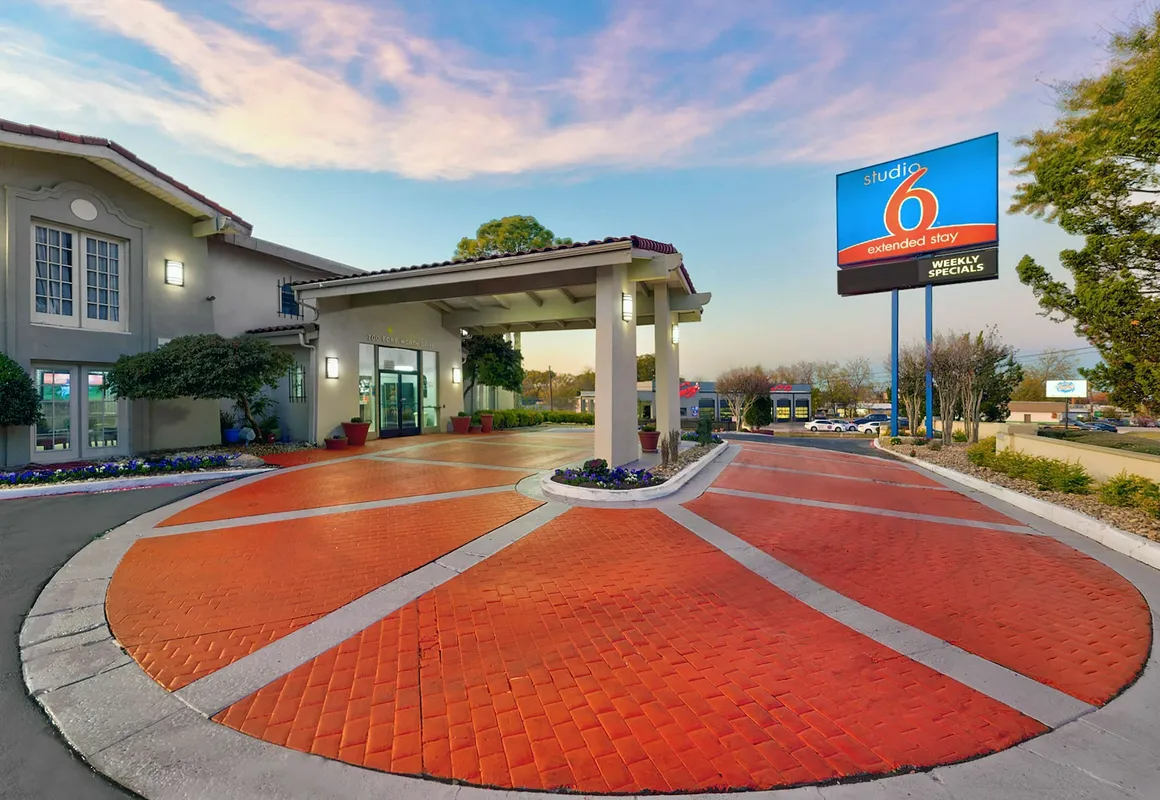 Studio 6 Denton, TX - UNT hotel hero