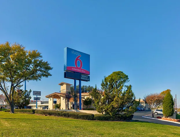 Studio 6 Denton, TX - UNT hotel detail image 2