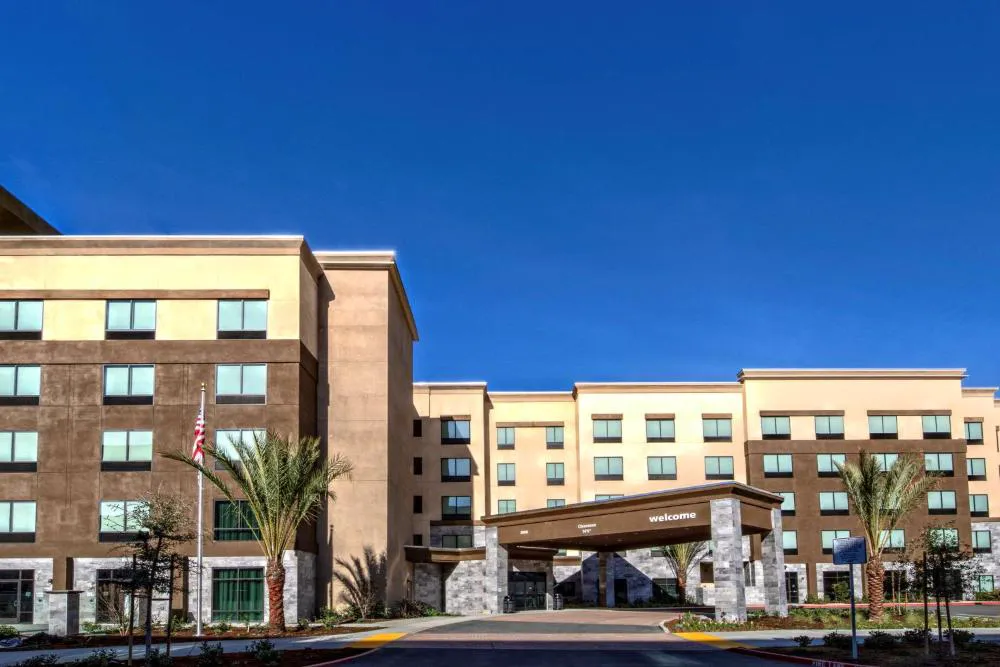Hampton Inn & Suites San Jose Airport hotel hero
