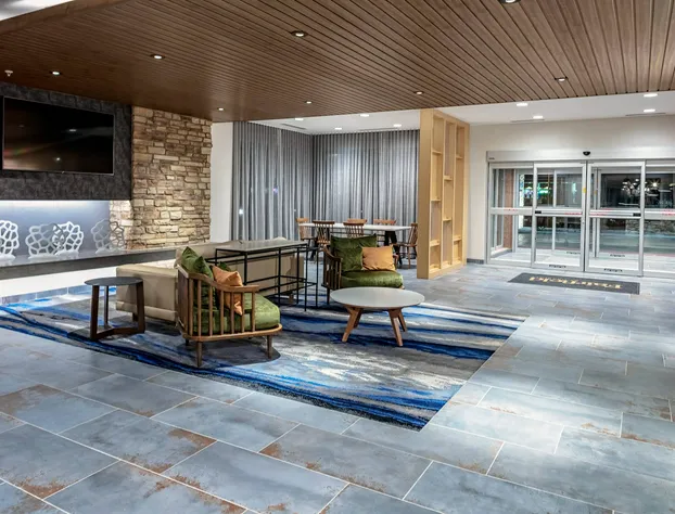 Fairfield By Marriott Port Clinton Waterfront hotel detail image 2