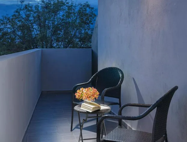 ROOM Hotel & Suites hotel detail image 1