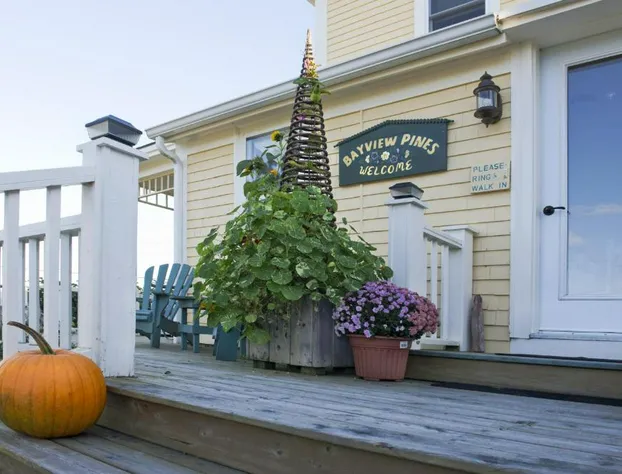 Bayview Pines Country Inn hotel detail image 1