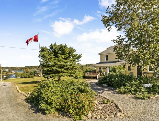 Bayview Pines Country Inn hotel detail image 3