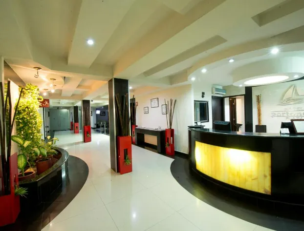 Hotel Portonovo Plaza Malecón hotel detail image 4