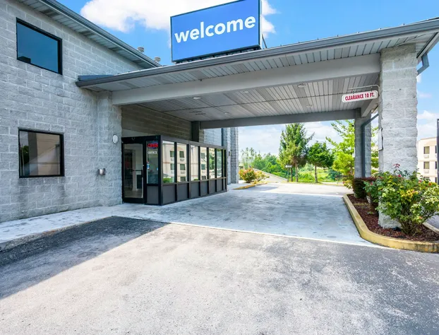 Motel 6 London, Ky hotel detail image 1