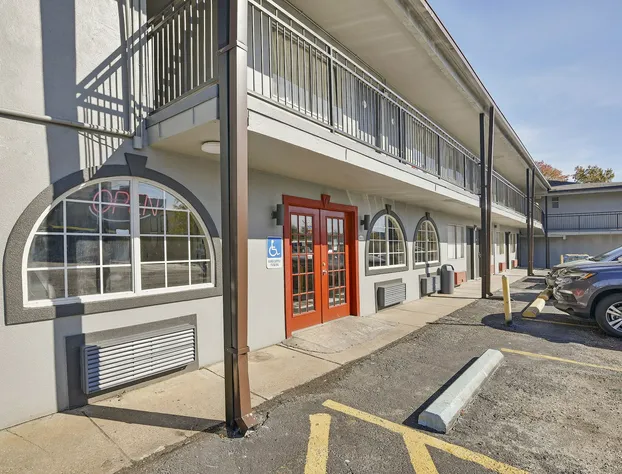 OYO Hotel Shreveport Airport North hotel detail image 1