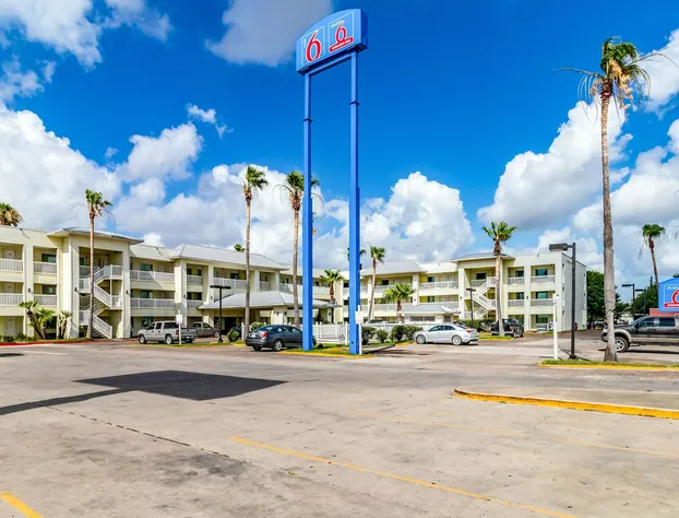 Motel 6 Corpus Christi, TX – North hotel detail image 2