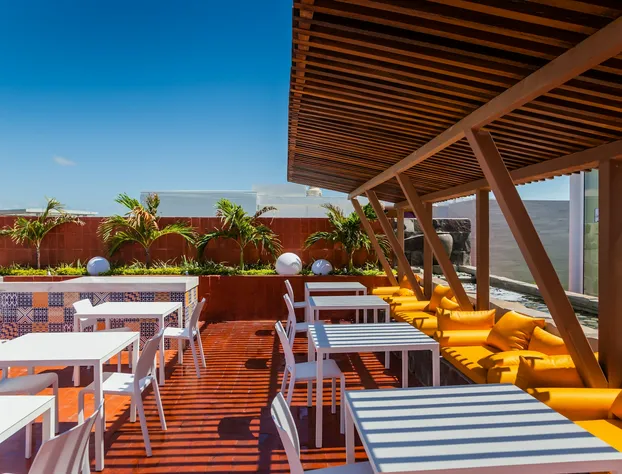 Fiesta Inn Ciudad del Carmen Puente El Zacatal hotel detail image 1