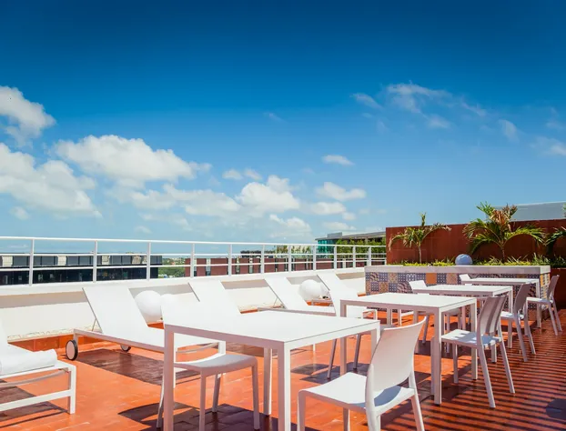 Fiesta Inn Ciudad del Carmen Puente El Zacatal hotel detail image 2