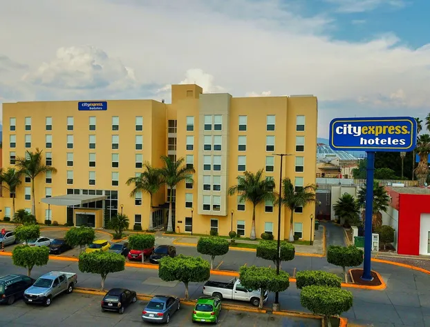 City Express by Marriott Tehuacan hotel detail image 1