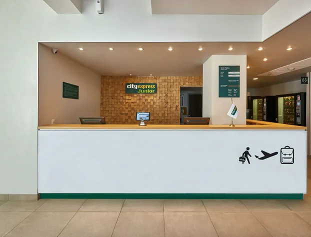 City Express Junior by Marriott Toluca Zona Industrial hotel detail image 2