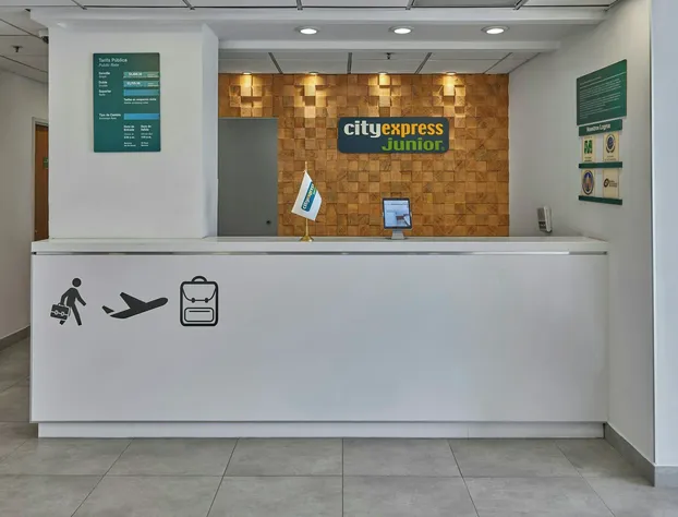 City Express Junior by Marriott Toluca Zona Industrial hotel detail image 3