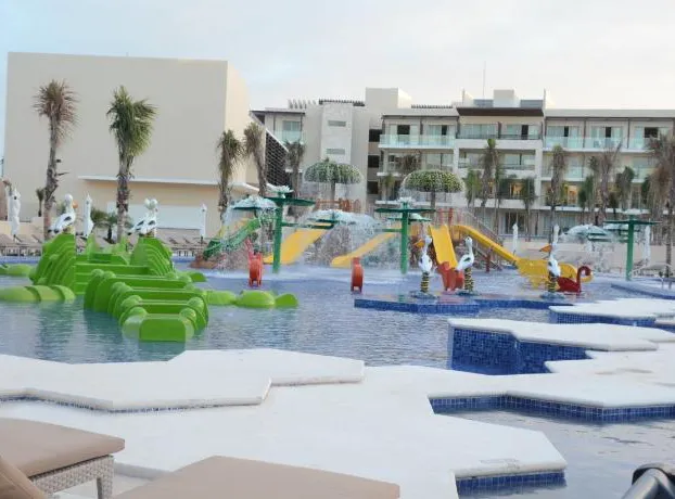 Royalton Riviera Cancun, An Autograph Collection All-Inclusive Resort & Casino hotel detail image 1