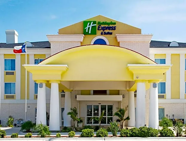 Holiday Inn Express and Suites Falfurrias hotel detail image 3