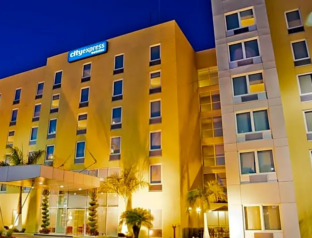 City Express by Marriott Celaya Parque hotel detail image 1