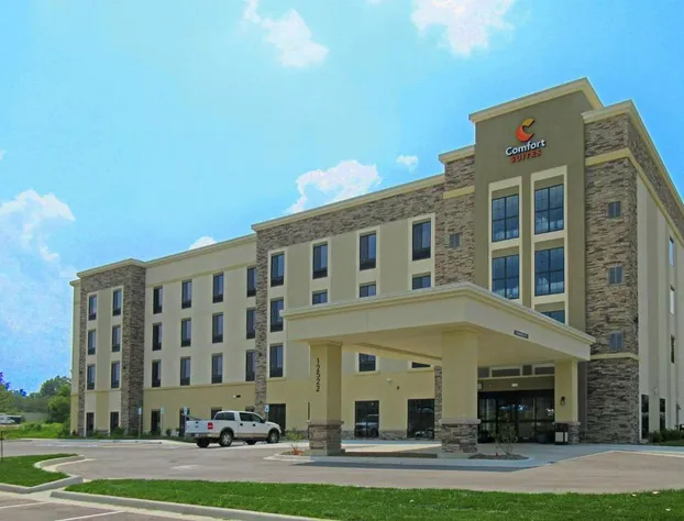 Comfort Suites Grandview - Kansas City hotel detail image 1