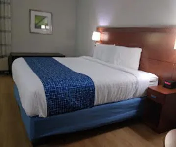 Travelodge by Wyndham Petersburg hotel detail image 2