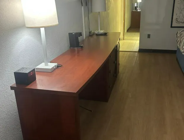 Travelodge by Wyndham Petersburg hotel detail image 4