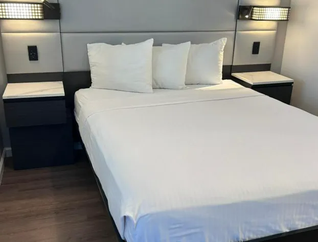 Signature Inn Santa Clara hotel detail image 1