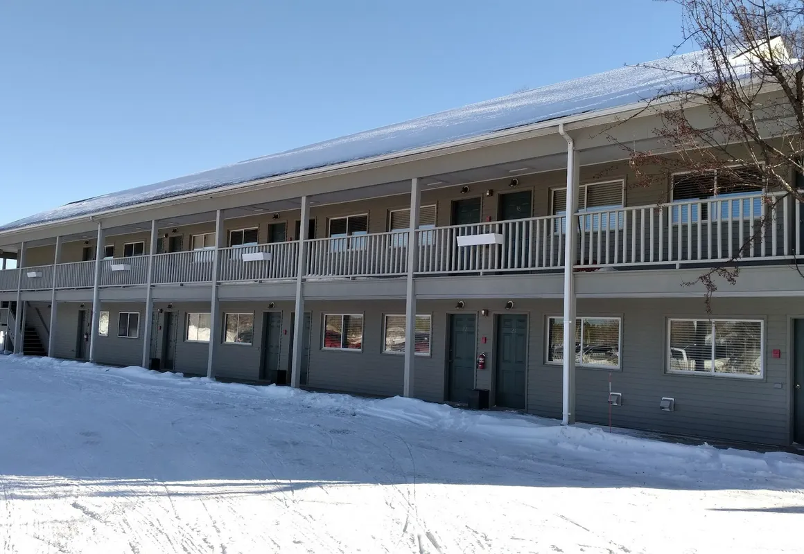 Island Pond Country Inn (Formerly the Lakefront Inn & Motel) hotel hero