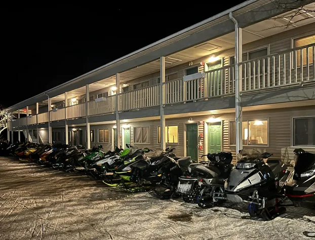Island Pond Country Inn (Formerly the Lakefront Inn & Motel) hotel detail image 1