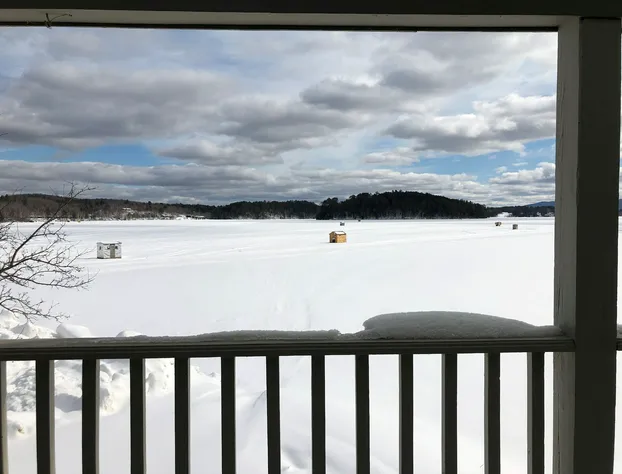 Island Pond Country Inn (Formerly the Lakefront Inn & Motel) hotel detail image 3