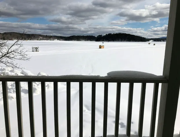 Island Pond Country Inn (Formerly the Lakefront Inn & Motel) hotel detail image 4