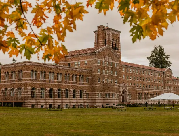 The Lodge at St Edward Park hotel detail image 4