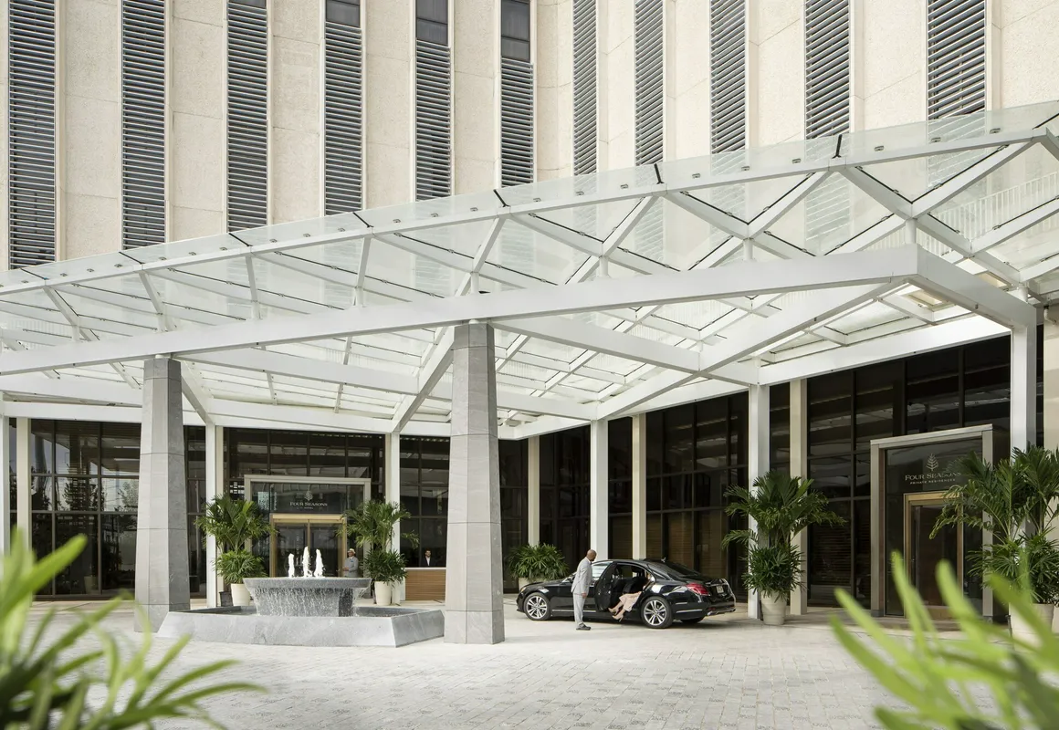 Four Seasons Hotel New Orleans hotel hero