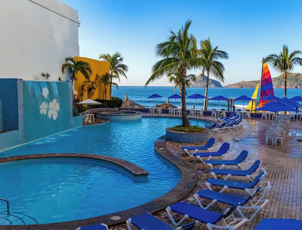 Las Flores Beach Resort hotel detail image 2