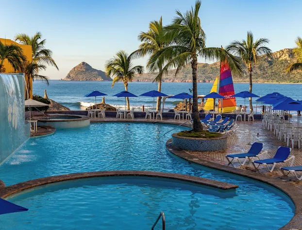 Las Flores Beach Resort hotel detail image 4