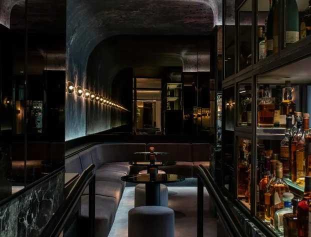 Four Seasons Hotel Montreal hotel detail image 2