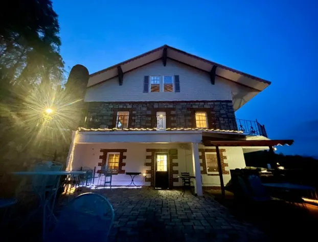 Skyline Village Inn hotel detail image 1