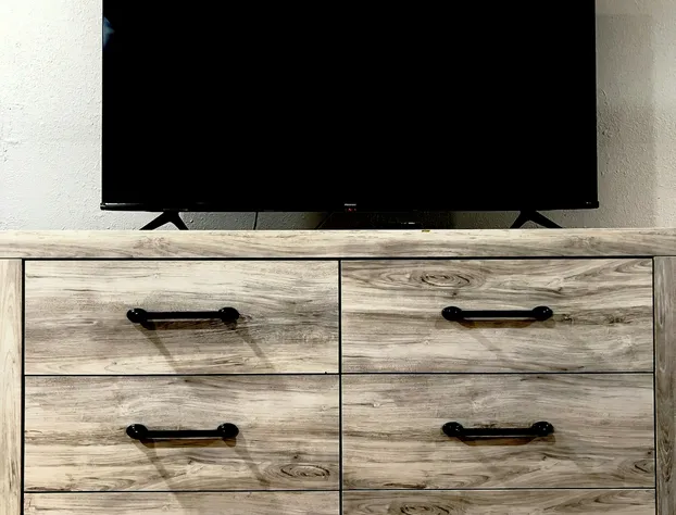 Economy Inn and Suites hotel detail image 2