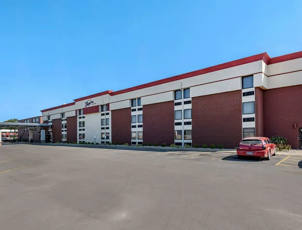 Sleep Inn Terre Haute University Area hotel detail image 1