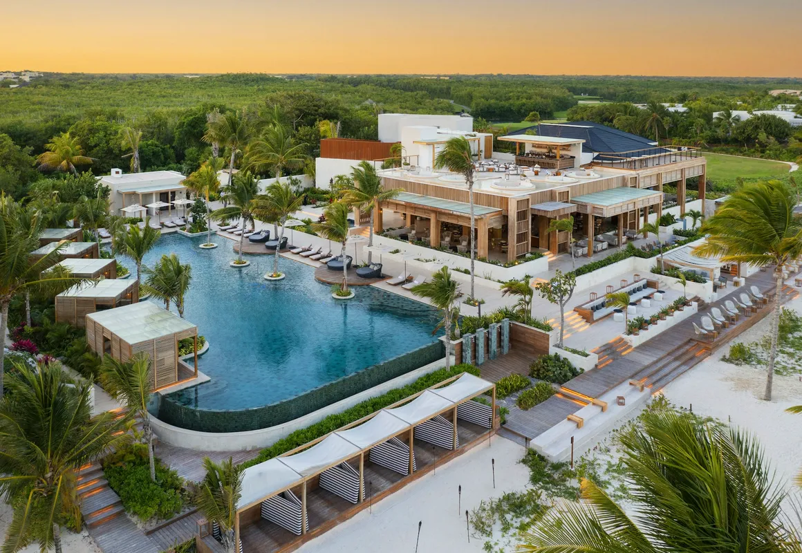 Fairmont Mayakoba hotel hero