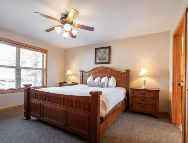 The Lodges at Table Rock Lake hotel detail image 4