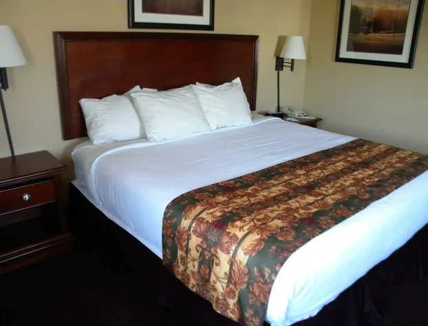 Pocahontas Inn & Suites hotel detail image 1