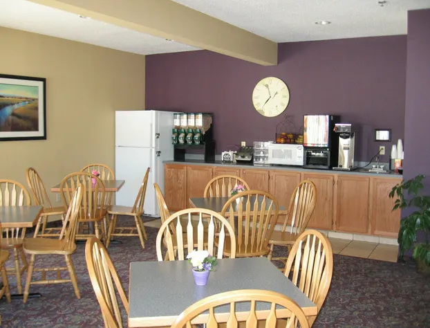 Pocahontas Inn & Suites hotel detail image 4