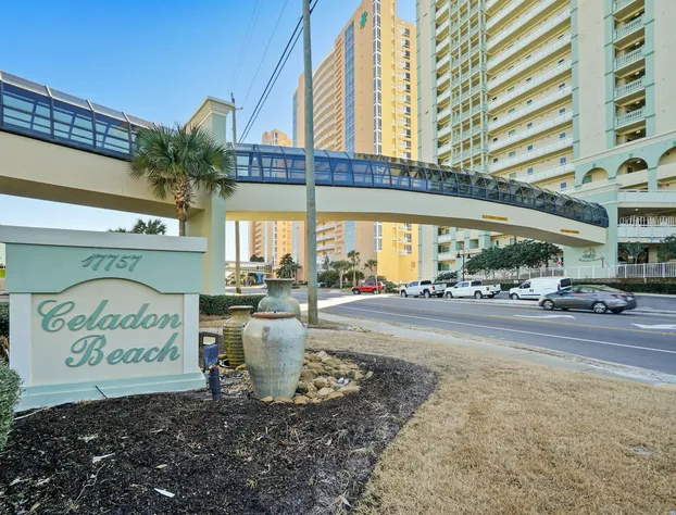 Celadon Beach Resort By Panhandle Getaways hotel detail image 2