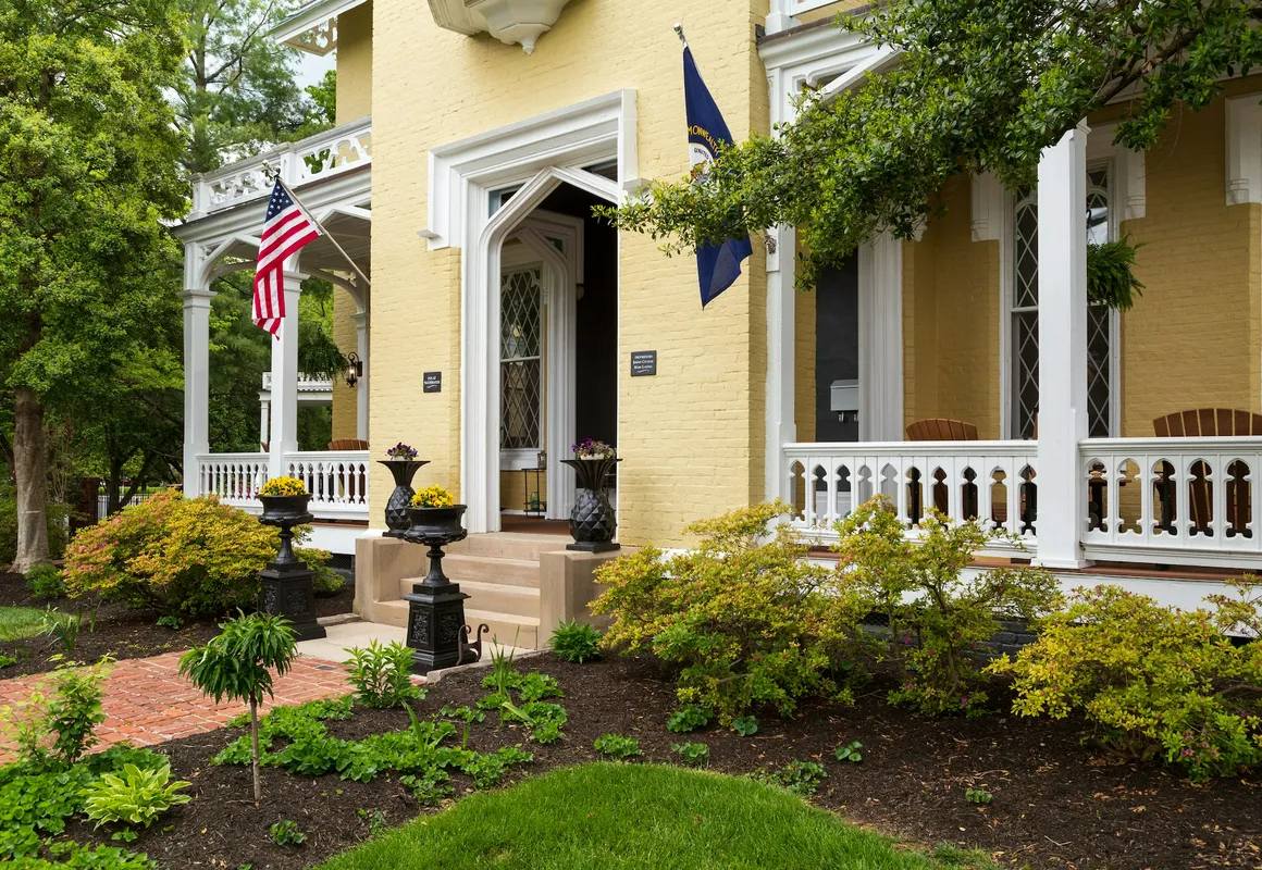 Inn at Woodhaven hotel hero