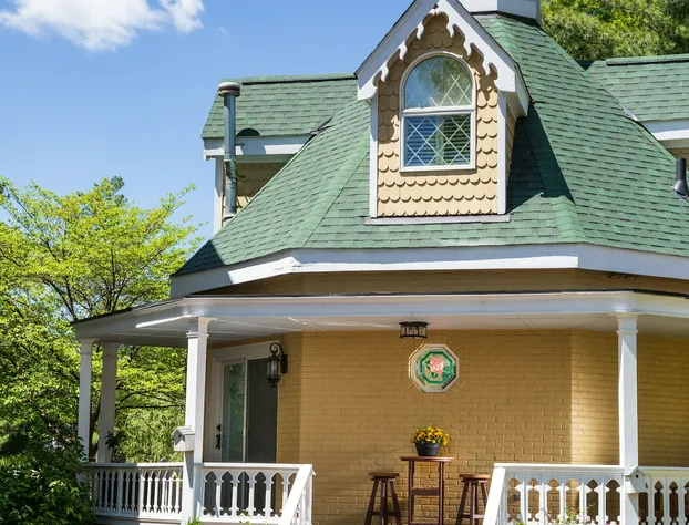 Inn at Woodhaven hotel detail image 3