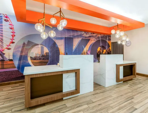 La Quinta Inn & Suites by Wyndham Oklahoma City Airport hotel detail image 4