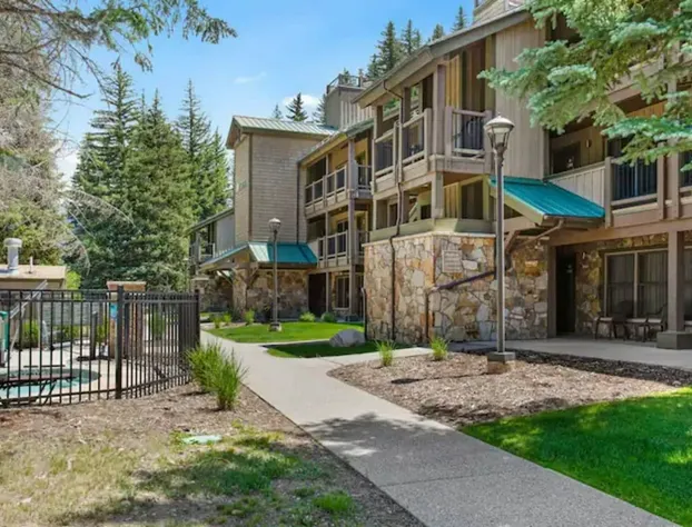 Cedar At Streamside, a VRI resort hotel detail image 2