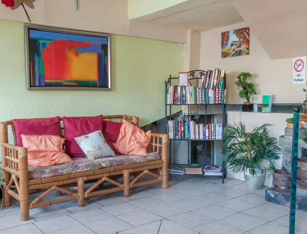 Hotel y Suites Continental hotel detail image 1