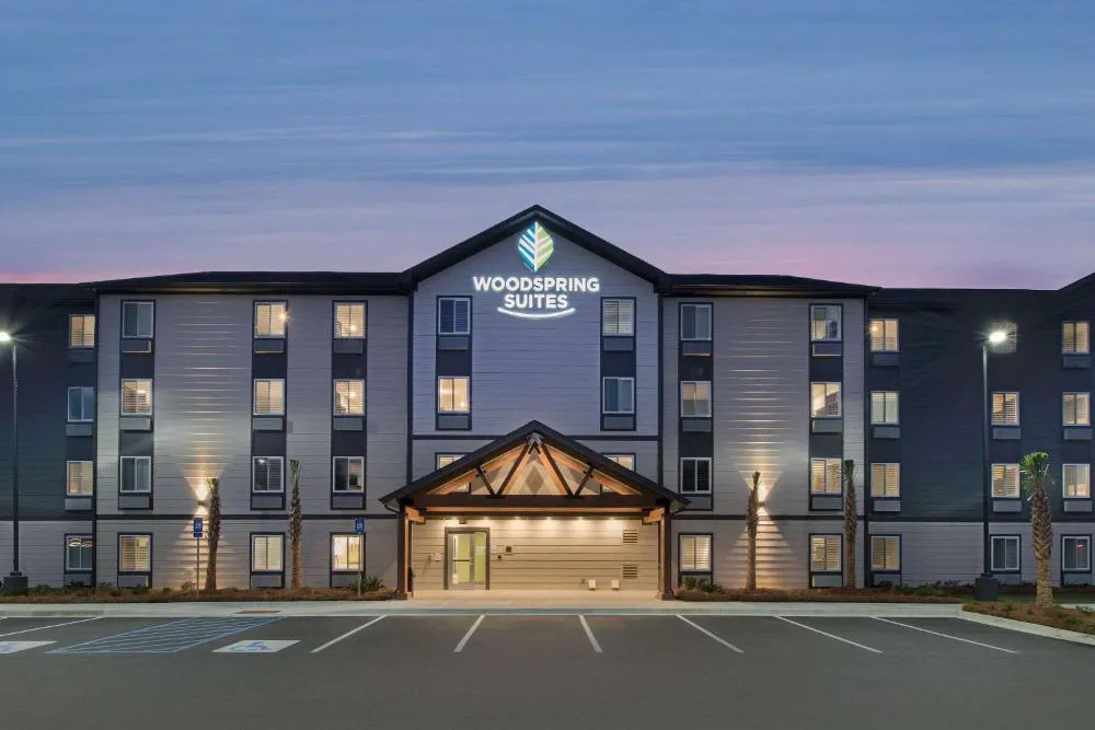 WoodSpring Suites Savannah Pooler hotel hero