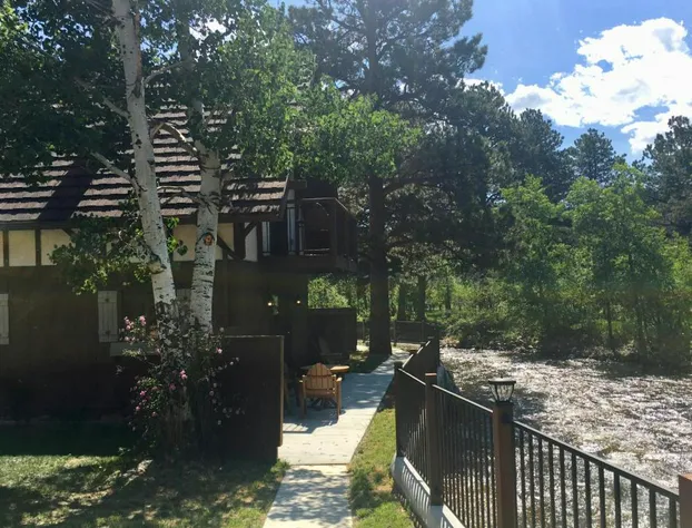 The Landing at Estes Park - Riverside Retreat hotel detail image 1