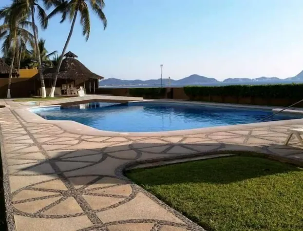 Condo H hotel detail image 1