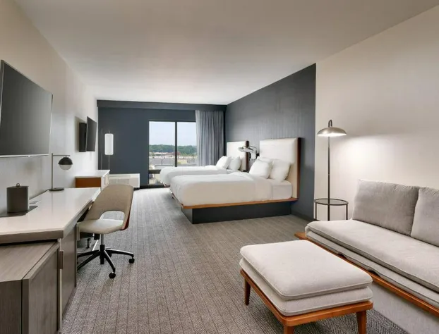 Courtyard by Marriott Ames hotel detail image 3